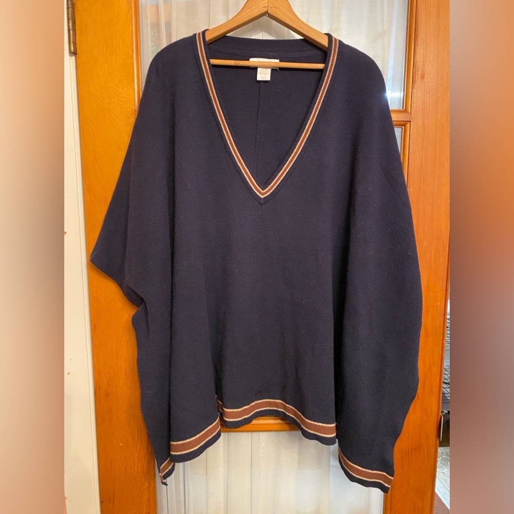 House of Harlow 1960 Navy Poncho. One Size